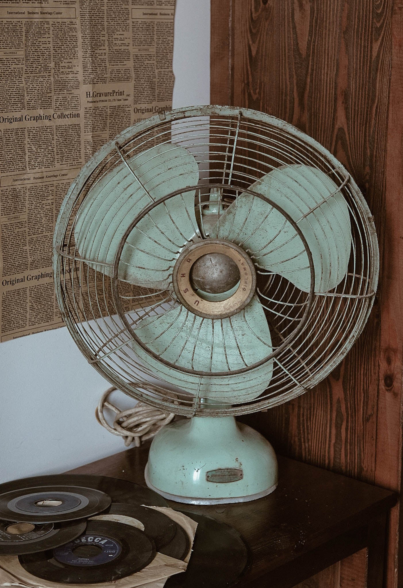 Usha Diplomat Fan